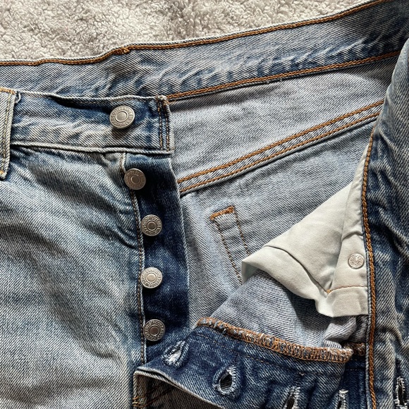 Levi’s shorts - Picture 4 of 5